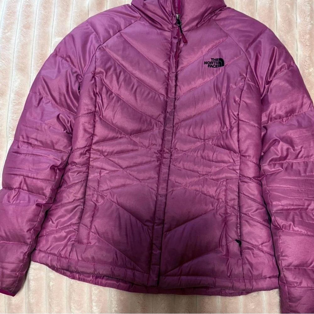 The North Face Women's Magenta Puffer Jacket